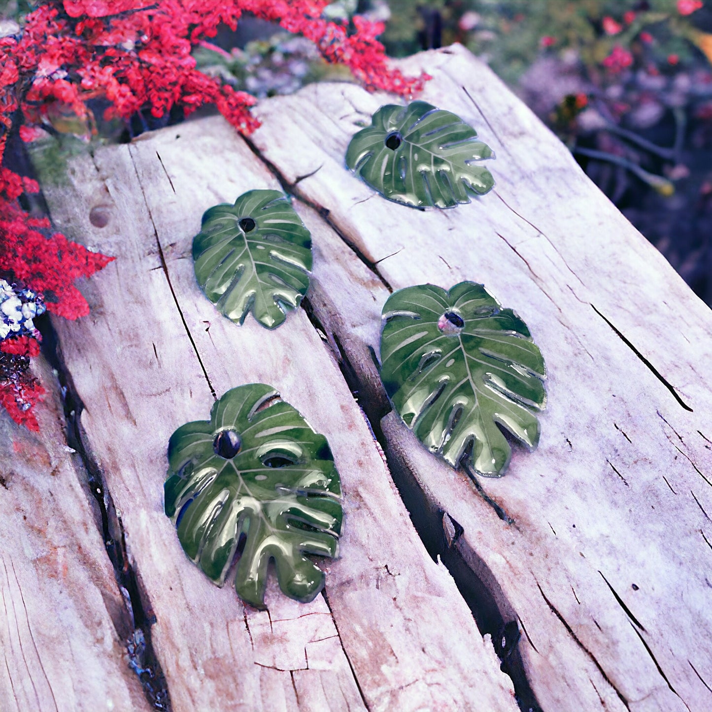 Uztaizko belarritakoentzako Monstera xarmak (edo sormena bazara sentitzen duzuna)